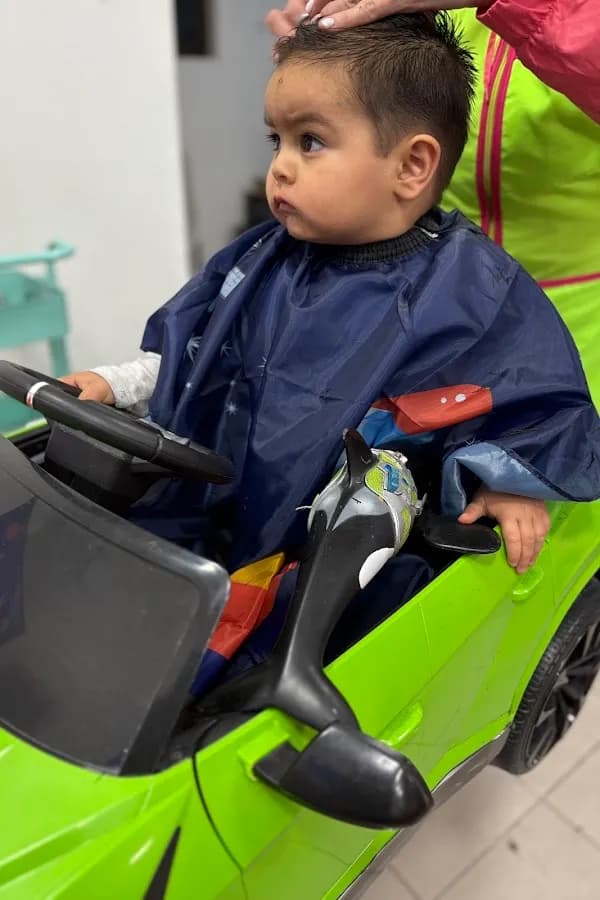Estilo Kids La Reina - Corte nino autito verde