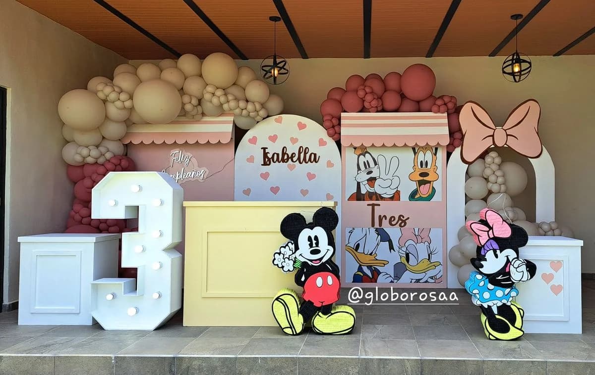 🎀 Decoración con temática de Minnie Mouse